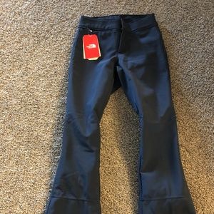 NWT North Face Apex sth ski/snow pants Women’s XS